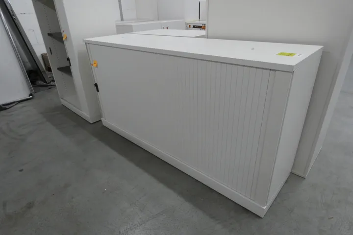 1x Sideboard Maße in cm: ca. 160 x 44 x 80